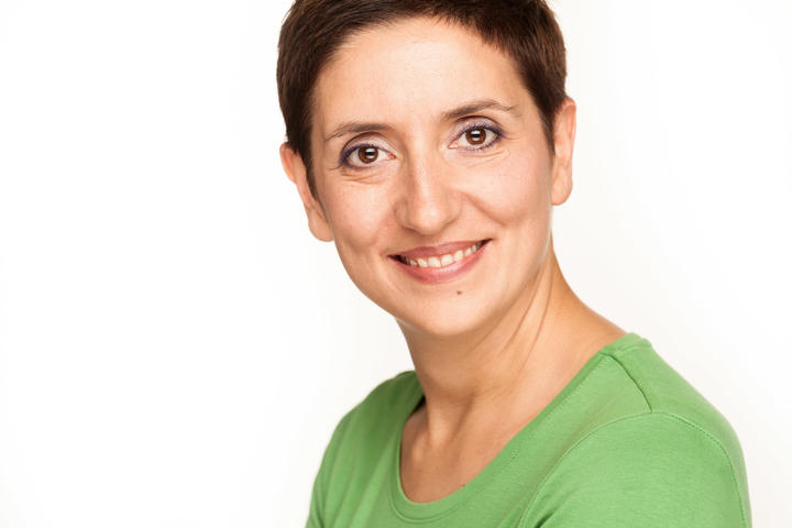 Headshots Andrea Bernhard