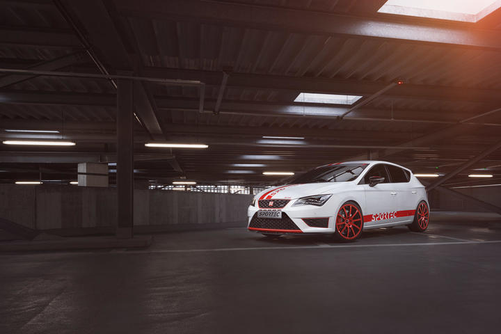 Sportec Seat Leon Cupra SR350