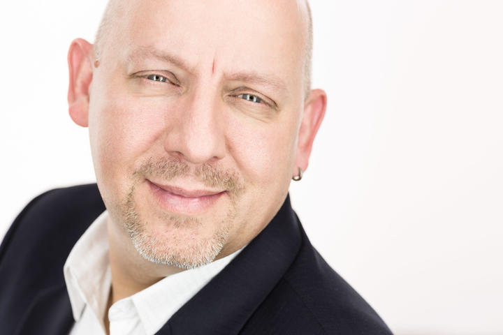 Headshots Candid Aeby