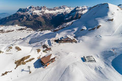 Vorschaubild für Stock Bild "img-20170327-092919-engelberg-jochpass-00039" Vorschaubild für Stock Bild "img-20170327-092919-engelberg-jochpass-00039"