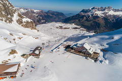 Vorschaubild für Stock Bild "img-20170327-092948-engelberg-jochpass-00040" Vorschaubild für Stock Bild "img-20170327-092948-engelberg-jochpass-00040"