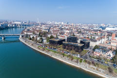Vorschaubild für Stock Bild "img-20170317-112110-luftaufnahmen-basel-stock-00039" Vorschaubild für Stock Bild "img-20170317-112110-luftaufnahmen-basel-stock-00039"