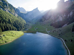 Vorschaubild für Stock Bild "img-20150912-175108-aerialstock-ebenalp-00153" Vorschaubild für Stock Bild "img-20150912-175108-aerialstock-ebenalp-00153"