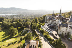Vorschaubild für Stock Bild "img-20150721-185925-airview-the-grand-dolder-00008" Vorschaubild für Stock Bild "img-20150721-185925-airview-the-grand-dolder-00008"
