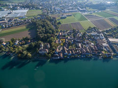 Vorschaubild für Stock Bild "img-20151001-164328-air-view-gottlieben-00028" Vorschaubild für Stock Bild "img-20151001-164328-air-view-gottlieben-00028"