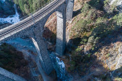Vorschaubild für Stock Bild "img-20161226-125302-landwasserviadukt-00044" Vorschaubild für Stock Bild "img-20161226-125302-landwasserviadukt-00044"