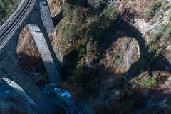 Vorschaubild für Stock Bild "img-20161226-125304-landwasserviadukt-00045" Vorschaubild für Stock Bild "img-20161226-125304-landwasserviadukt-00045"