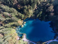Vorschaubild für Stock Bild "img-20161007-144907-oeschinensee-00003" Vorschaubild für Stock Bild "img-20161007-144907-oeschinensee-00003"