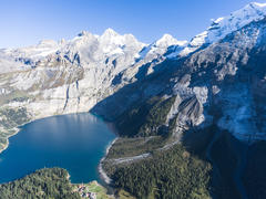Vorschaubild für Stock Bild "img-20161007-160750-oeschinensee-00022" Vorschaubild für Stock Bild "img-20161007-160750-oeschinensee-00022"