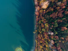 Vorschaubild für Stock Bild "img-20151030-145933-aerialstock-zugersee-00002" Vorschaubild für Stock Bild "img-20151030-145933-aerialstock-zugersee-00002"