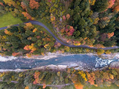 Vorschaubild für Stock Bild "img-20151011-122257-aerialstock-luzern-herbst-walder-00010" Vorschaubild für Stock Bild "img-20151011-122257-aerialstock-luzern-herbst-walder-00010"