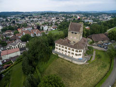 Vorschaubild für Stock Bild "img-20150606-180806-dji-phantom-3-professional-airview-stock-schloss-uster-00110" Vorschaubild für Stock Bild "img-20150606-180806-dji-phantom-3-professional-airview-stock-schloss-uster-00110"