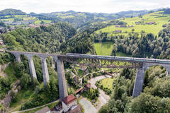 Vorschaubild für Stock Bild "img-20140810-110816-aerialstock-sitterviadukt-sbb-00017" Vorschaubild für Stock Bild "img-20140810-110816-aerialstock-sitterviadukt-sbb-00017"