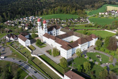 Vorschaubild für Stock Bild "img-20140424-173740-aerialstock-kloster-st-urban-00002" Vorschaubild für Stock Bild "img-20140424-173740-aerialstock-kloster-st-urban-00002"