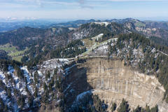 Vorschaubild für Stock Bild "img-20140420-110949-aerialstock-aenziloch-00007" Vorschaubild für Stock Bild "img-20140420-110949-aerialstock-aenziloch-00007"