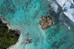 Vorschaubild für Stock Bild "img-20170822-115952-seychellen-mahe-anse-royal-00121" Vorschaubild für Stock Bild "img-20170822-115952-seychellen-mahe-anse-royal-00121"