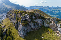 Vorschaubild für Stock Bild "img-20170908-142433-aerialstock-wallis-dent-de-valerette-00018" Vorschaubild für Stock Bild "img-20170908-142433-aerialstock-wallis-dent-de-valerette-00018"