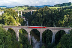 Vorschaubild für Stock Bild "img-20170819-183715-sitter-viadukt-00016" Vorschaubild für Stock Bild "img-20170819-183715-sitter-viadukt-00016"
