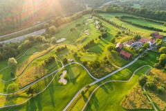 Vorschaubild für Stock Bild "img-20180607-202851-aerialstock-golfplatz-kyburg-winterthur-00030" Vorschaubild für Stock Bild "img-20180607-202851-aerialstock-golfplatz-kyburg-winterthur-00030"