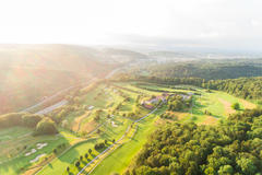 Vorschaubild für Stock Bild "img-20180607-202646-aerialstock-golfplatz-kyburg-winterthur-00024" Vorschaubild für Stock Bild "img-20180607-202646-aerialstock-golfplatz-kyburg-winterthur-00024"