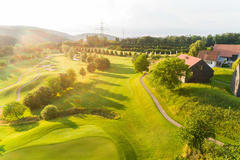 Vorschaubild für Stock Bild "img-20180607-201843-aerialstock-golfplatz-kyburg-winterthur-00008" Vorschaubild für Stock Bild "img-20180607-201843-aerialstock-golfplatz-kyburg-winterthur-00008"