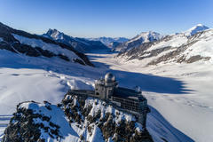 Vorschaubild für Stock Bild "img-20180627-071946-aerialstock-berner-oberland-jungfrau-00056-hdr" Vorschaubild für Stock Bild "img-20180627-071946-aerialstock-berner-oberland-jungfrau-00056-hdr"