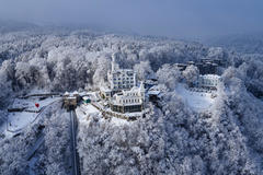 Vorschaubild für Stock Bild "img-20190204-105548-hotel-chateau-guetsch-luzern-00011" Vorschaubild für Stock Bild "img-20190204-105548-hotel-chateau-guetsch-luzern-00011"