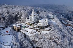 Vorschaubild für Stock Bild "img-20190204-105421-hotel-chateau-guetsch-luzern-00004" Vorschaubild für Stock Bild "img-20190204-105421-hotel-chateau-guetsch-luzern-00004"