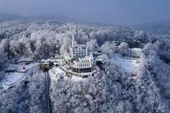 Vorschaubild für Stock Bild "img-20190204-105547-hotel-chateau-guetsch-luzern-00010" Vorschaubild für Stock Bild "img-20190204-105547-hotel-chateau-guetsch-luzern-00010"