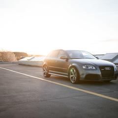 Vorschaubild für Video "Raceparts CH Audi RS3 Sundown"